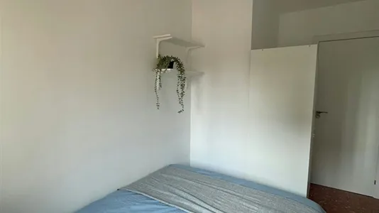 Rooms in Mislata - photo 9