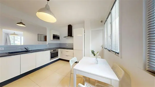 Rooms in Lyon - photo 8