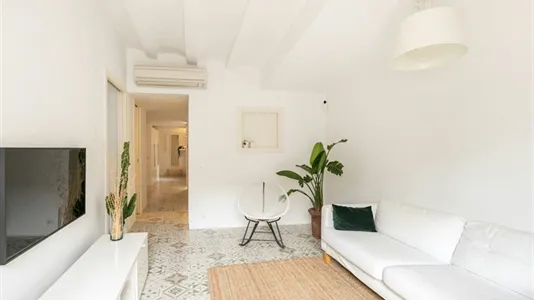 Apartments in Barcelona Ciutat Vella - photo 7