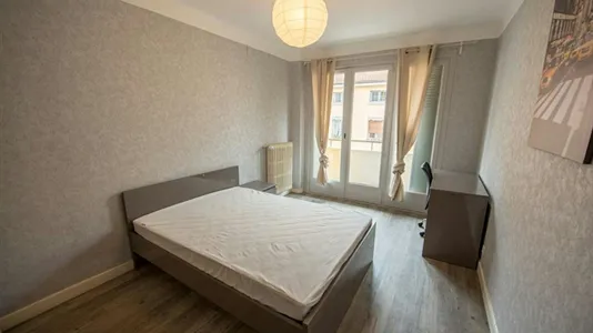 Rooms in Saint-Étienne - photo 2