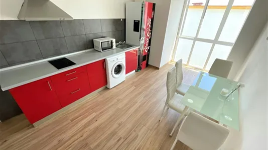 Rooms in El Cerezo - photo 9