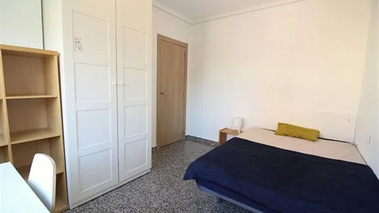 Rooms in Valencia Algirós - photo 5