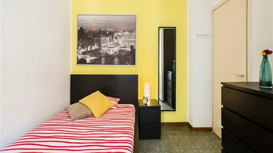 Rooms in Milano Zona 8 - Fiera, Gallaratese, Quarto Oggiaro - photo 1