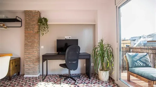 Apartments in Barcelona Ciutat Vella - photo 8