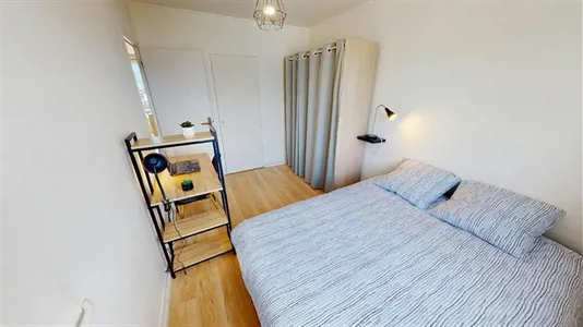Rooms in Grenoble - photo 2