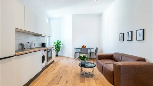 Rooms in Berlin Friedrichshain-Kreuzberg - photo 6