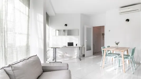 Apartments in Barcelona Eixample - photo 4