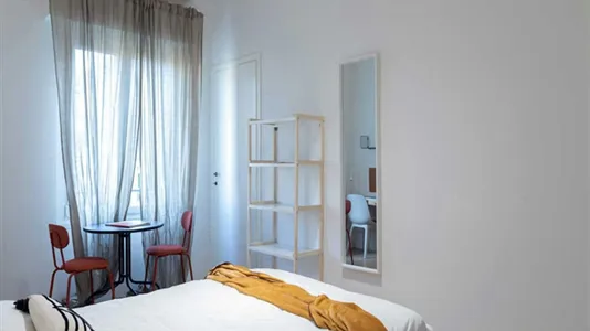 Rooms in Milano Zona 8 - Fiera, Gallaratese, Quarto Oggiaro - photo 4