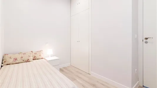 Rooms in Madrid Centro - photo 4
