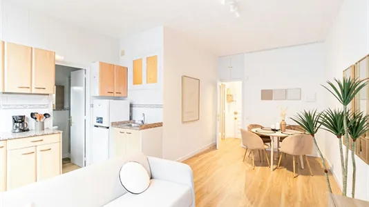 Apartments in Barcelona Eixample - photo 9