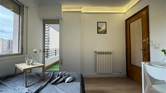 Rooms in Madrid Moncloa-Aravaca - photo 4
