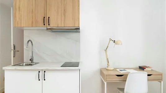 Rooms in Madrid Retiro - photo 3