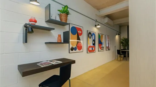 Apartments in Barcelona Ciutat Vella - photo 3
