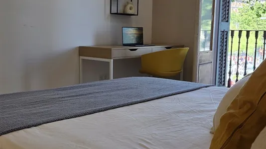 Rooms in Barcelona Eixample - photo 9