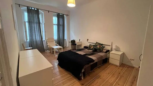 Rooms in Berlin Charlottenburg-Wilmersdorf - photo 3