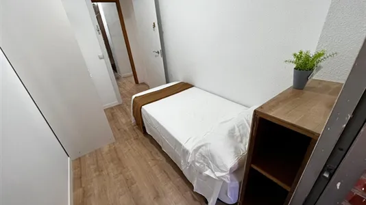 Rooms in Madrid Retiro - photo 7