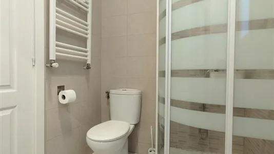 Rooms in Madrid Centro - photo 10