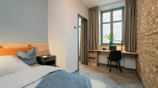 Apartments in Berlin Tempelhof-Schöneberg - photo 4