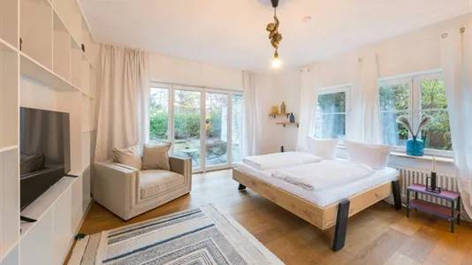 Apartments in Berlin Steglitz-Zehlendorf - photo 2