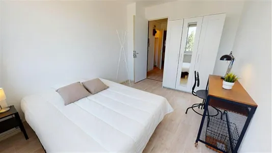 Rooms in Lyon - photo 2