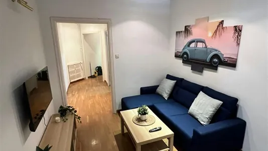 Rooms in Barcelona Eixample - photo 9