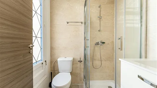 Rooms in Madrid Centro - photo 6