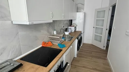 Rooms in Málaga - photo 4