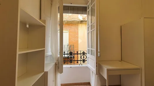 Rooms in Valencia Ciutat Vella - photo 7