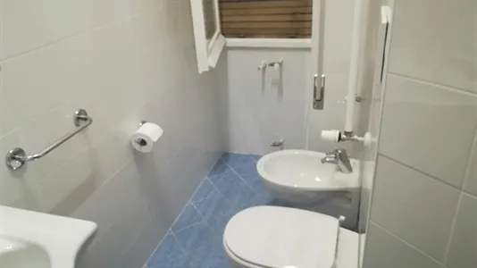 Rooms in Roma Municipio II – Parioli/Nomentano - photo 3