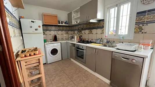 Houses in Huétor Vega - photo 7