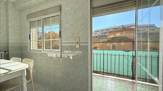 Rooms in Zaragoza - photo 9