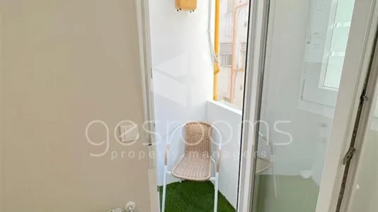 Rooms in el Camí de Vera - photo 4