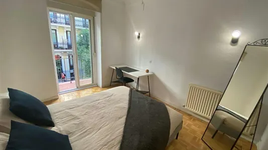 Rooms in Madrid Salamanca - photo 9
