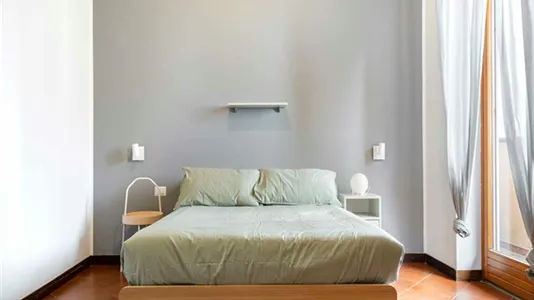 Rooms in Milano Zona 5 - Vigentino, Chiaravalle, Gratosoglio - photo 2