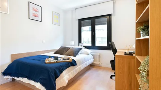 Rooms in Madrid Chamberí - photo 1