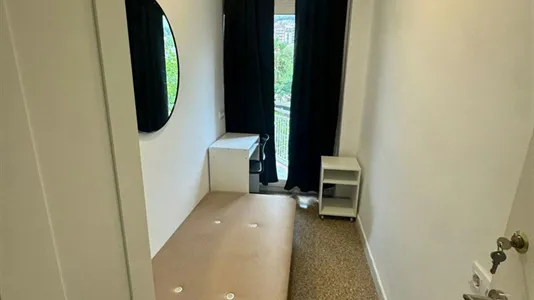 Rooms in Barcelona Eixample - photo 2