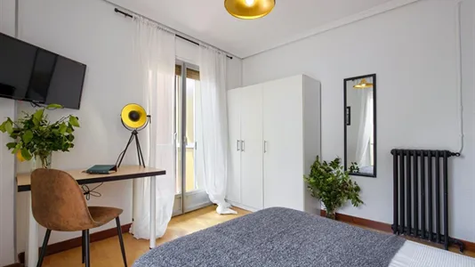 Rooms in Madrid Salamanca - photo 5