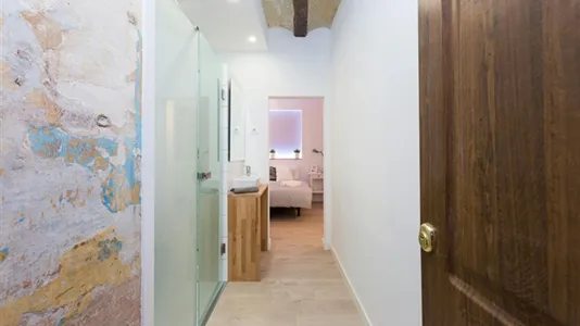 Apartments in Barcelona Ciutat Vella - photo 10