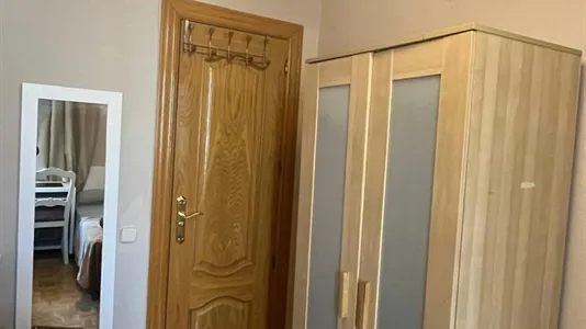 Rooms in Madrid Chamberí - photo 6