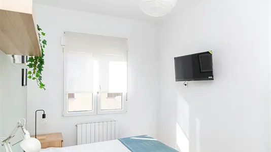 Rooms in Zaragoza - photo 6