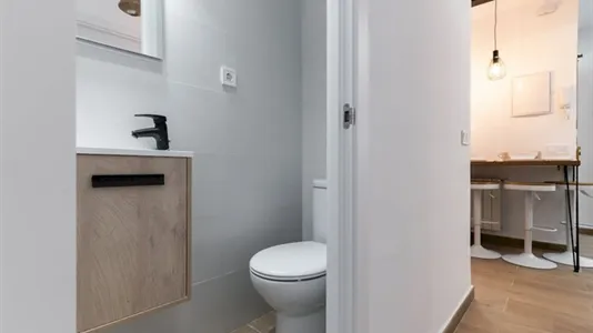 Rooms in Madrid Carabanchel - photo 10