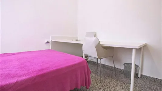 Rooms in Valencia Algirós - photo 3