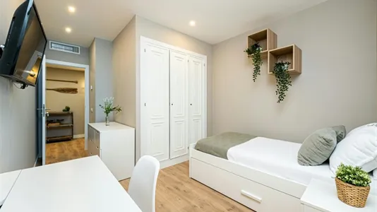 Rooms in Madrid Chamartín - photo 4