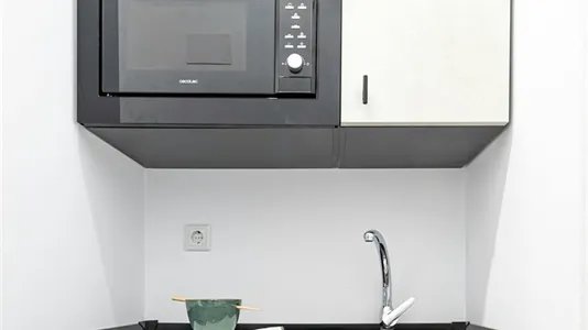 Rooms in Madrid Moncloa-Aravaca - photo 9