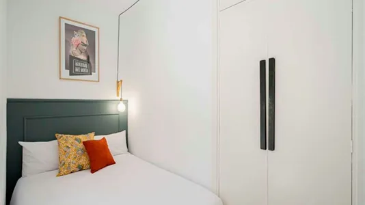 Rooms in Madrid Centro - photo 10
