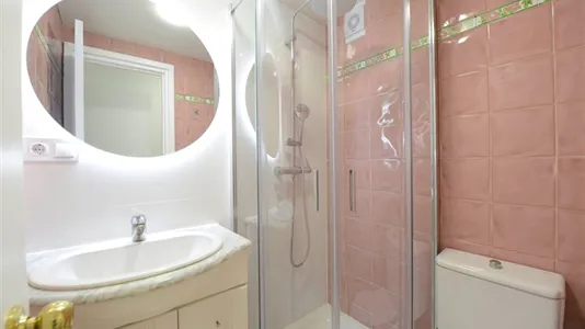 Rooms in Bilbao - photo 9