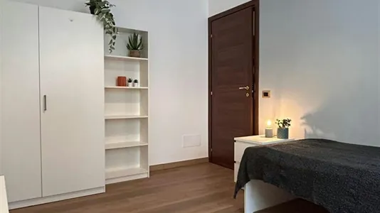 Rooms in Brescia - photo 3