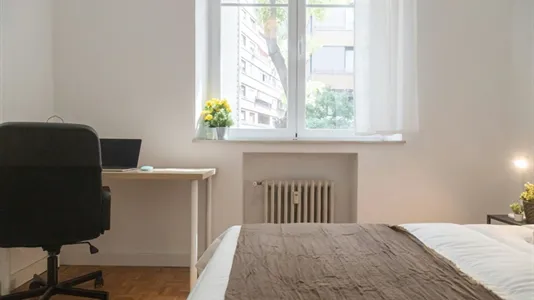 Rooms in Madrid Chamberí - photo 10