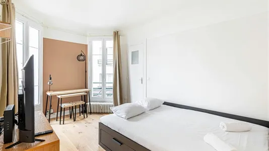 Apartments in Paris 15ème arrondissement - photo 8