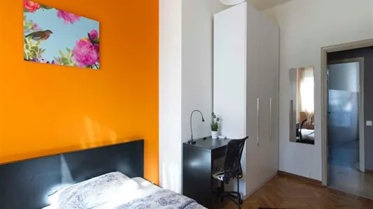 Rooms in Milano Zona 8 - Fiera, Gallaratese, Quarto Oggiaro - photo 3